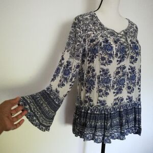 American Eagle Outfitters AEO Floral Print Cross Boho Peasant Top Women's Size S